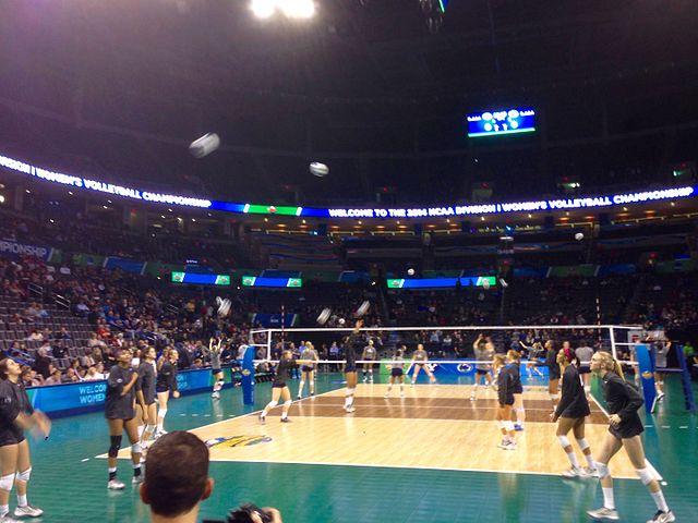 640px-Penn_State_Women_s_Volleyball_warming_up_prior_to_the_2014_Women_s_Volleyball_National_Championship