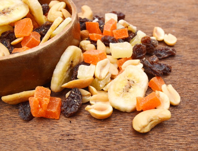 5 Quick and Easy Snacks to Sustain Your Athlete's Energy