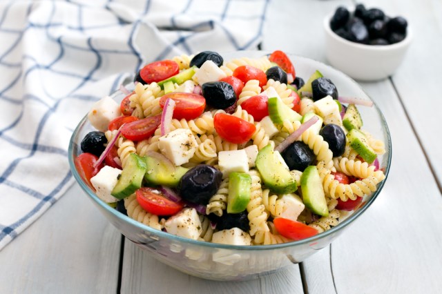 Greek Salad with Pasta