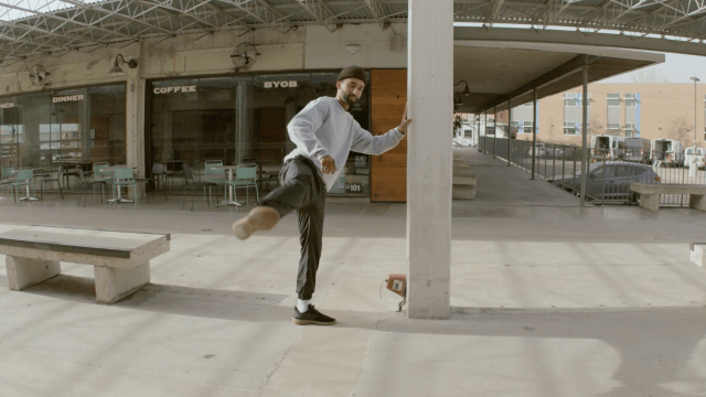 Milk athlete Maurio shares his stretching routine