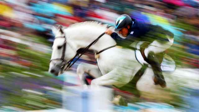 Sport Guide: Inside Equestrian Screenshot